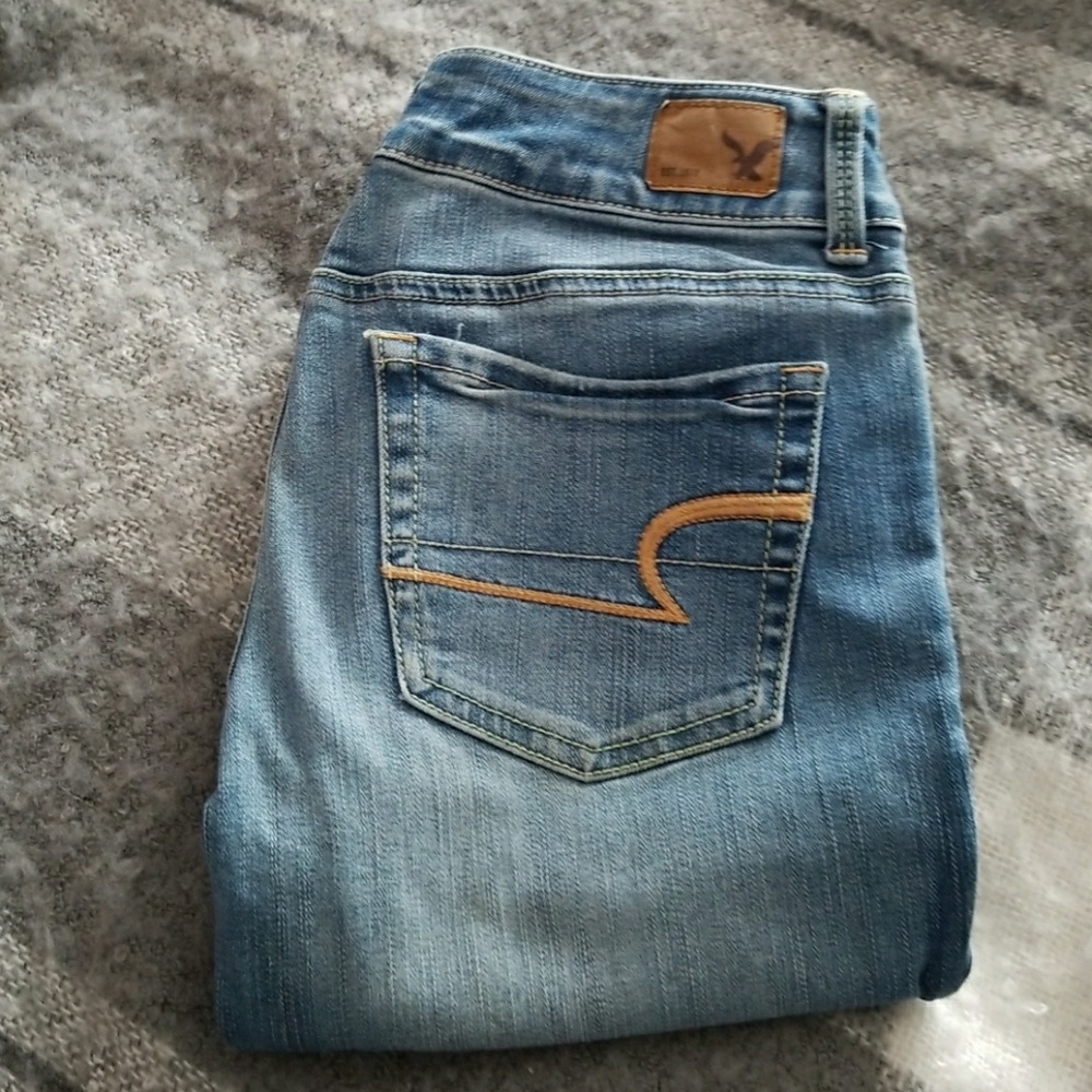 AE artist crop jeans
